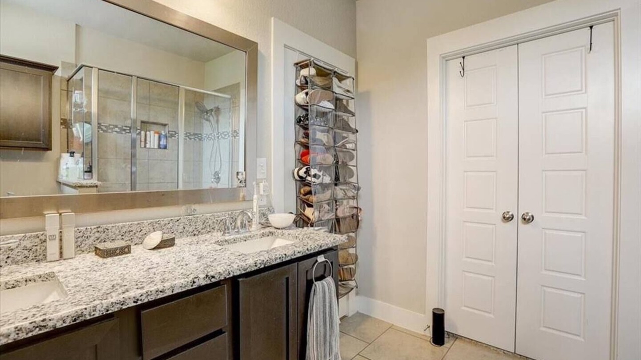 Photo of Bathroom in Crestview