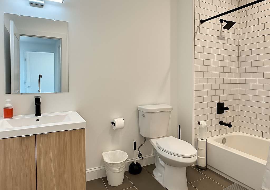 Photo of Bathroom in Olde Richmond