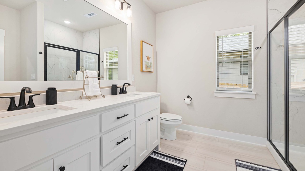 Photo of Bathroom in Bella Vista