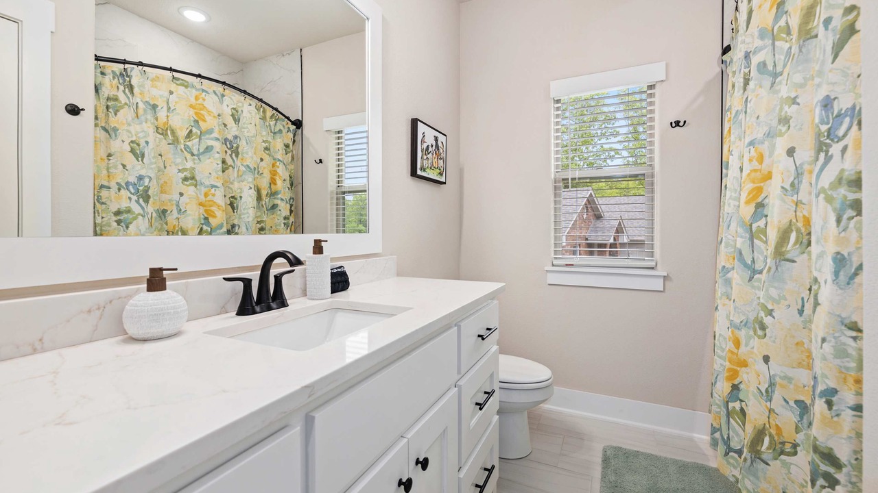 Photo of Bathroom in Bella Vista