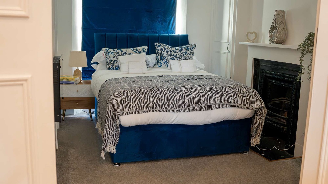 Photo of Bedroom in Reading City Centre