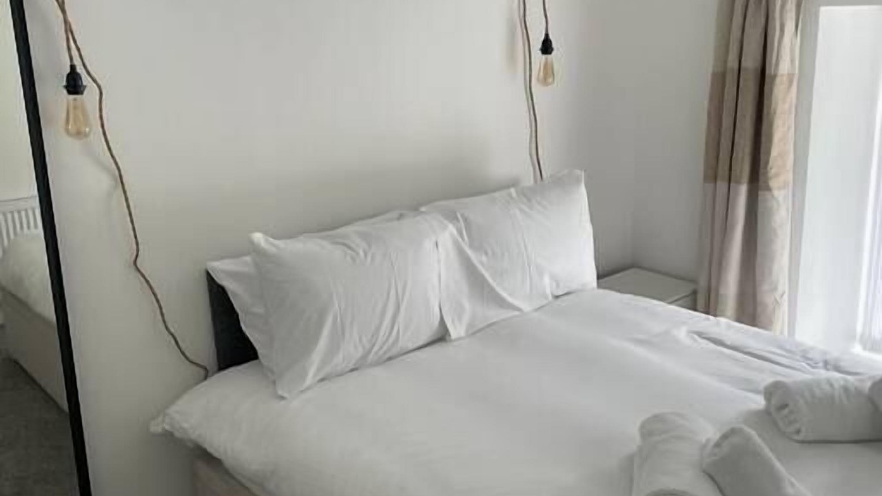 Photo of Bedroom in Margam