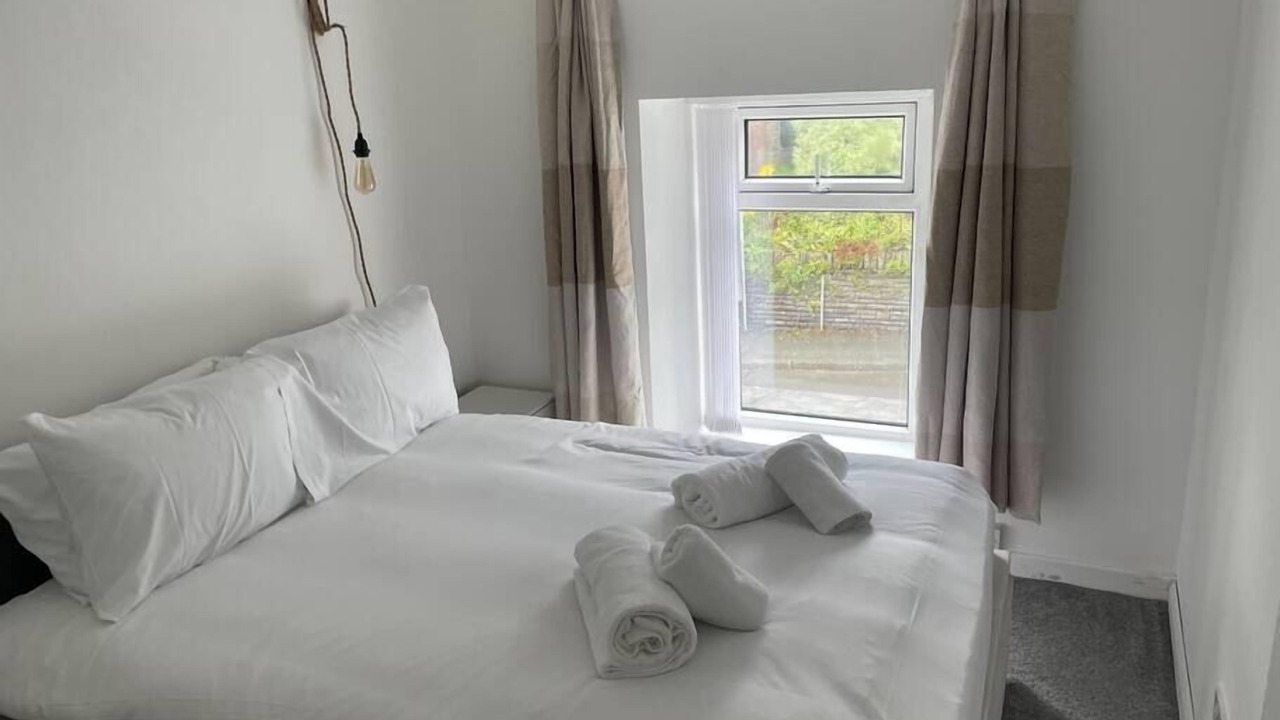 Photo of Bedroom in Margam