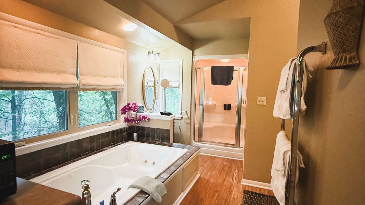 Photo of Bathroom in Eureka Springs