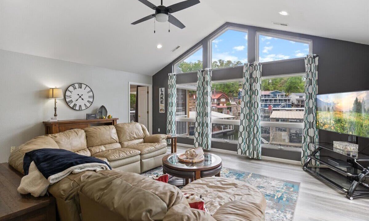 Photo of Livingroom in Rocky Mount