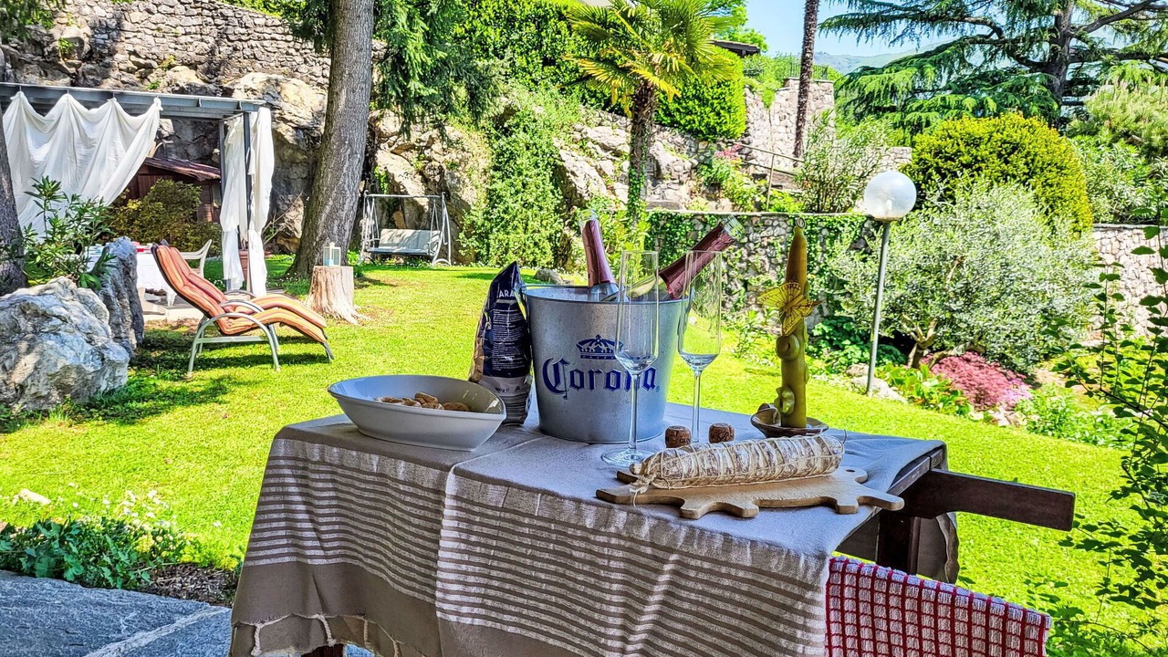 Photo of Outdoor in Besazio
