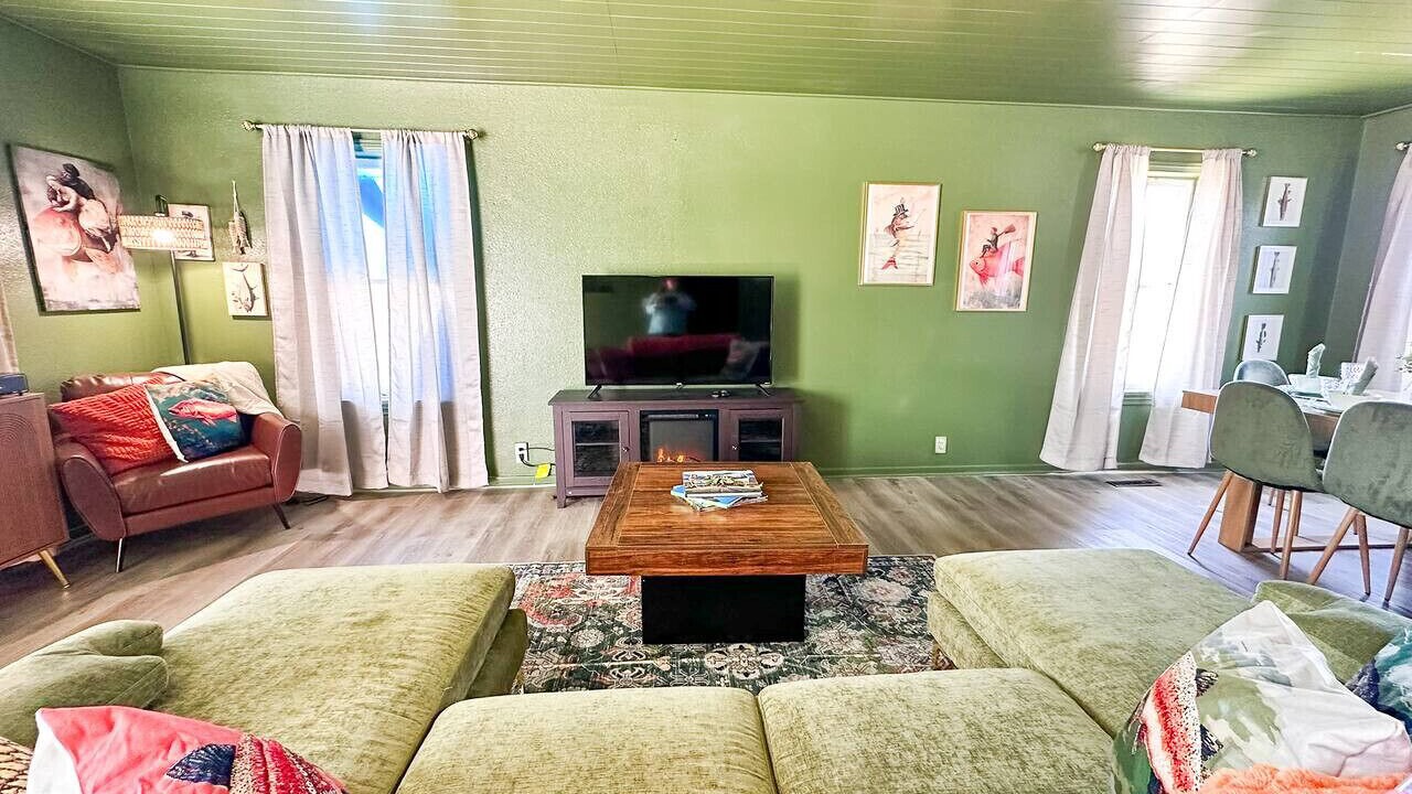 Photo of Bedroom in Russell