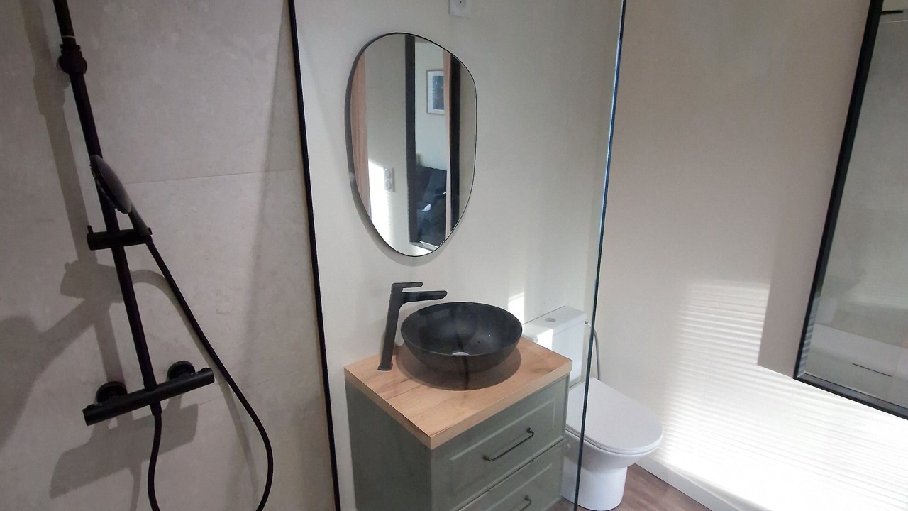 Photo of Bathroom in Gragnague