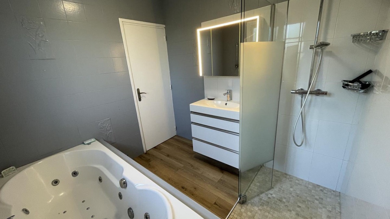 Photo of Bathroom in Chambray-les-Tours