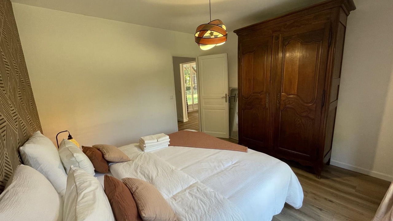 Photo of Bedroom in Chambray-les-Tours