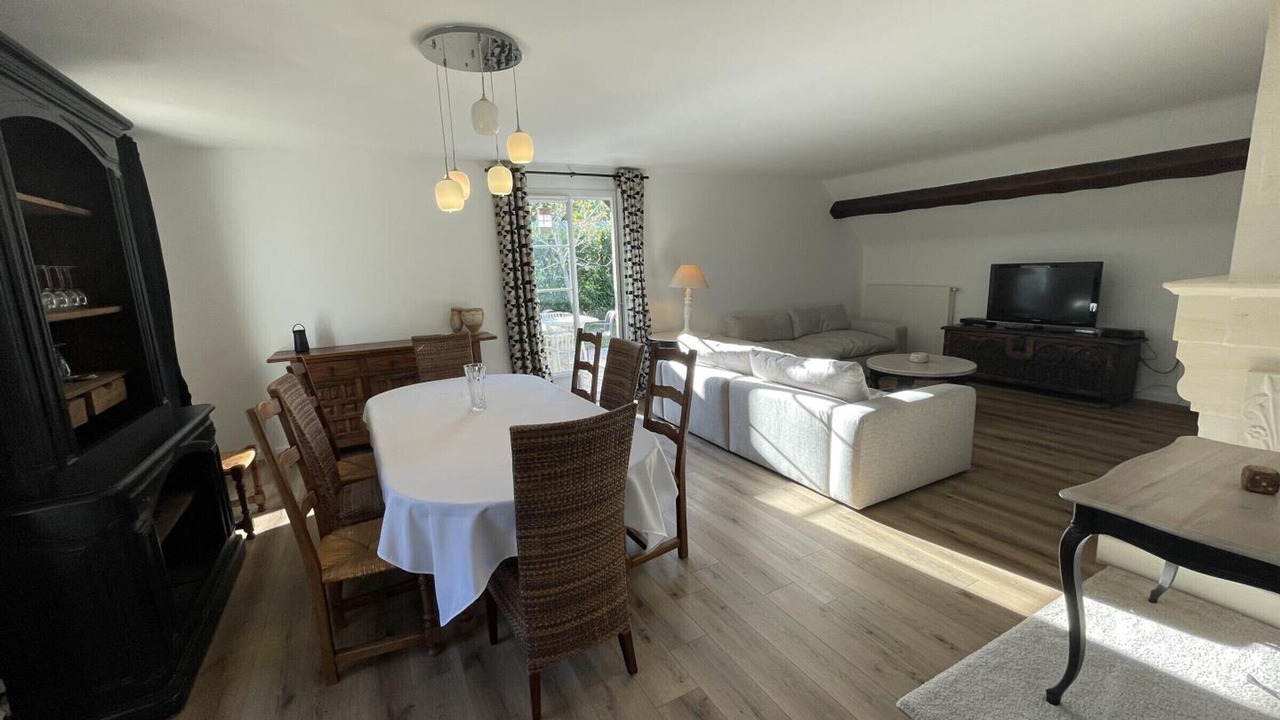 Photo of Livingroom in Chambray-les-Tours