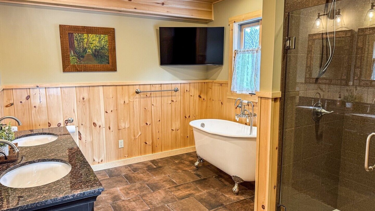 Photo of Bathroom in Inlet