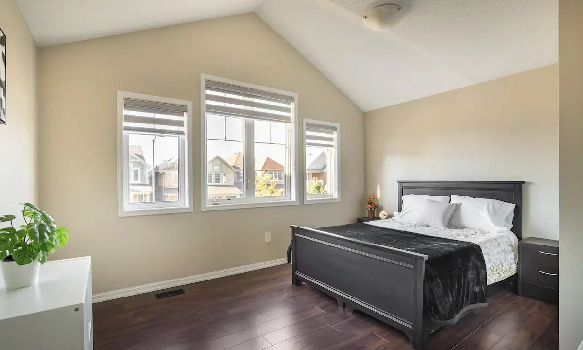 Photo of Bedroom in Mount Pleasant