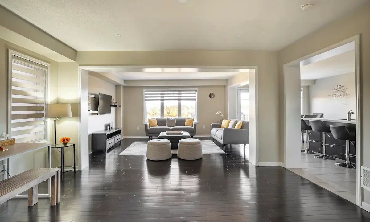 Photo of Livingroom in Mount Pleasant