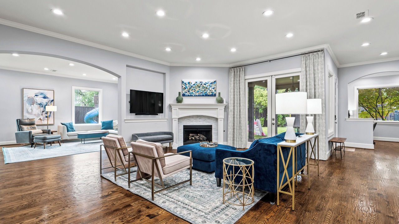 Photo of Livingroom in Lake Highlands