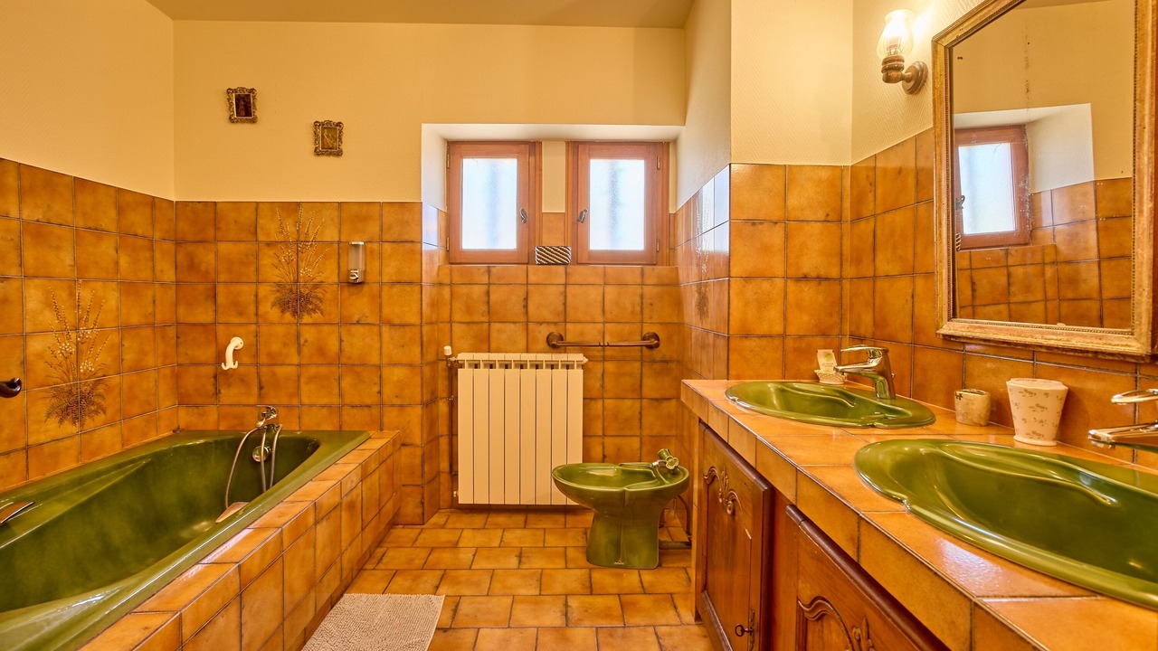 Photo of Bathroom in Thenac