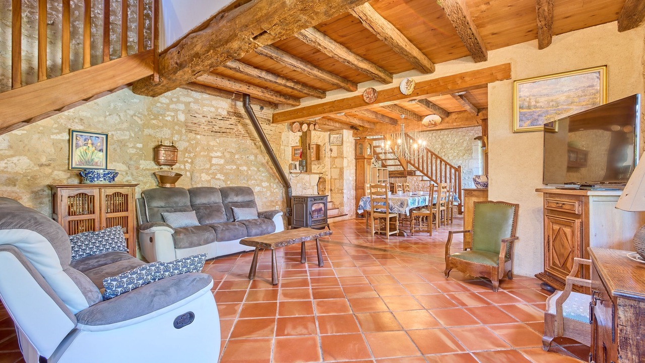 Photo of Livingroom in Thenac