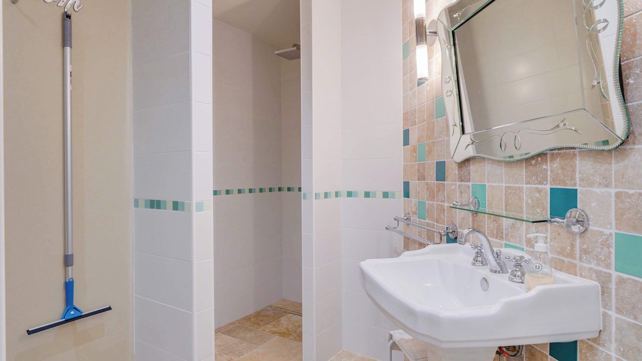 Photo of Bathroom in Blasimon