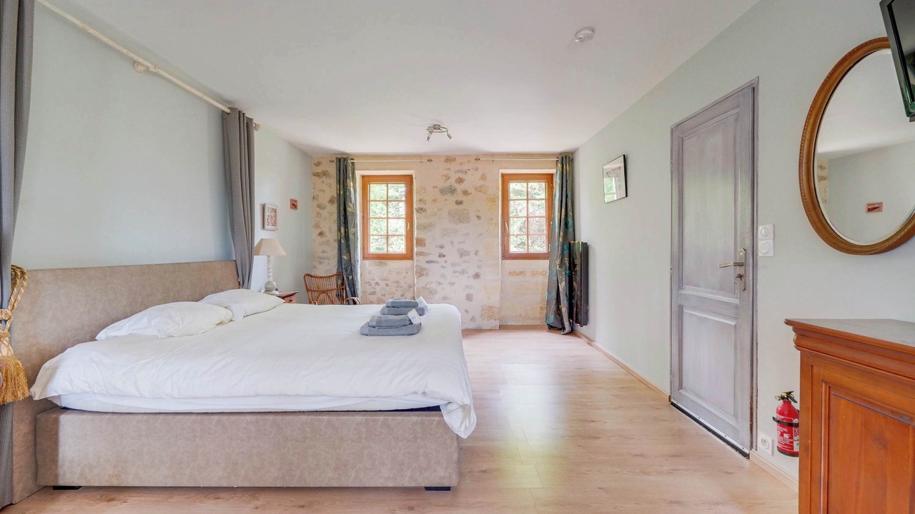 Photo of Bedroom in Blasimon