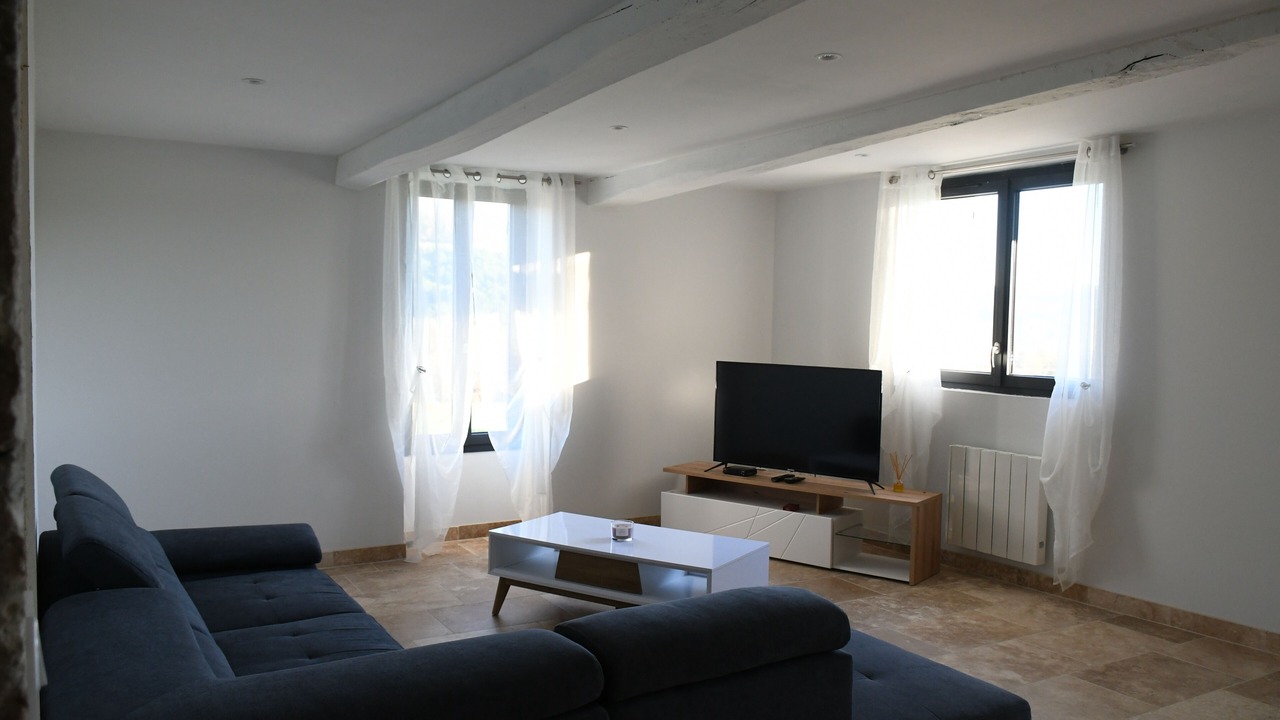Photo of Livingroom in Tayrac