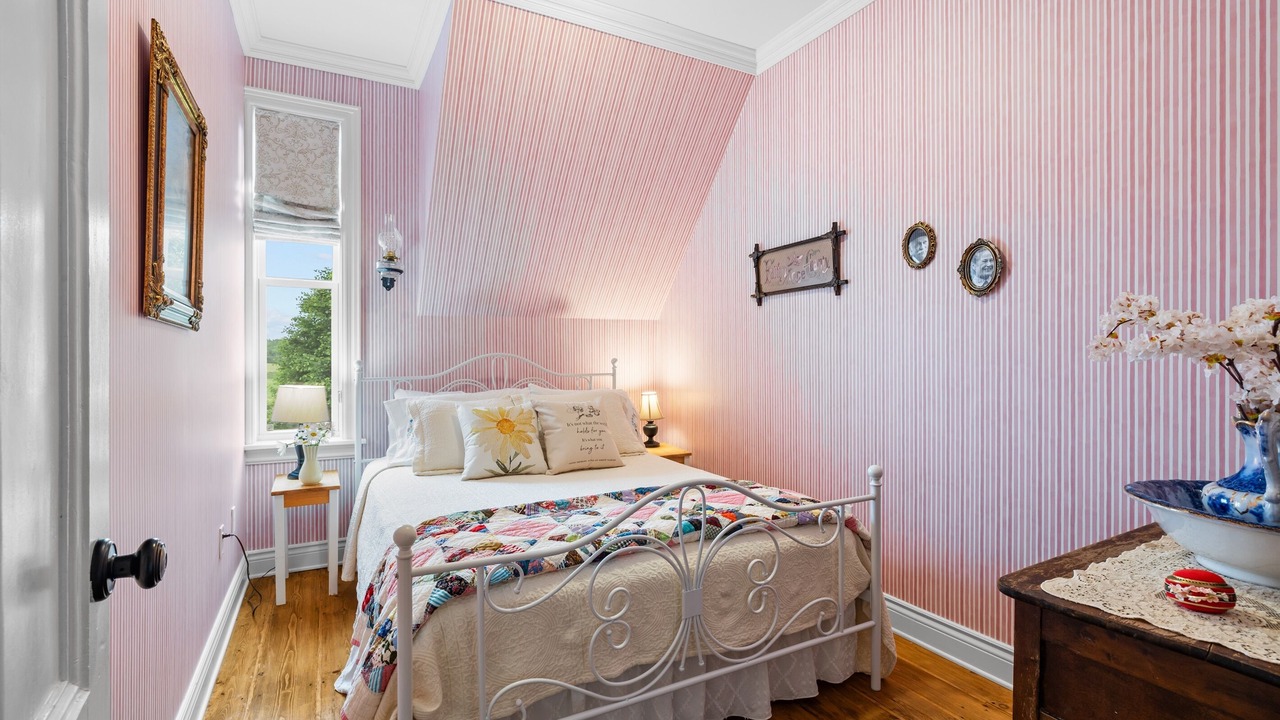 Photo of Bedroom in French River