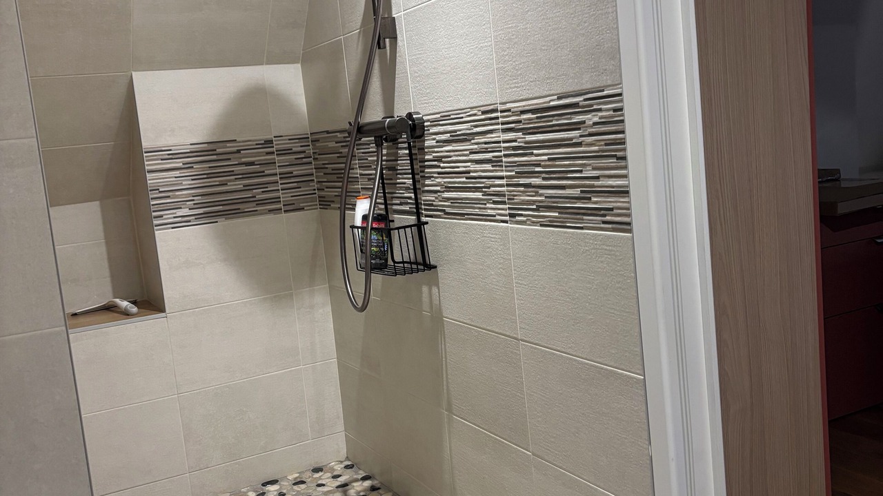 Photo of Bathroom in Le Minihic-sur-Rance