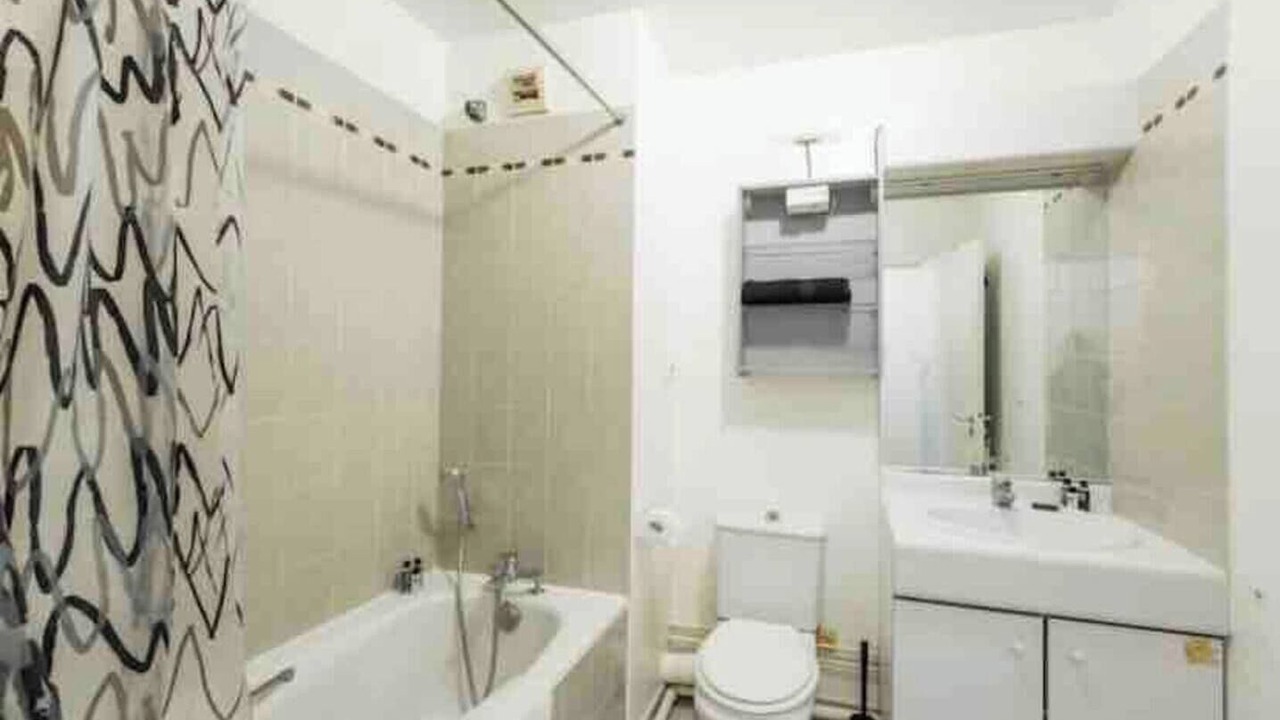 Photo of Bathroom in Clichy