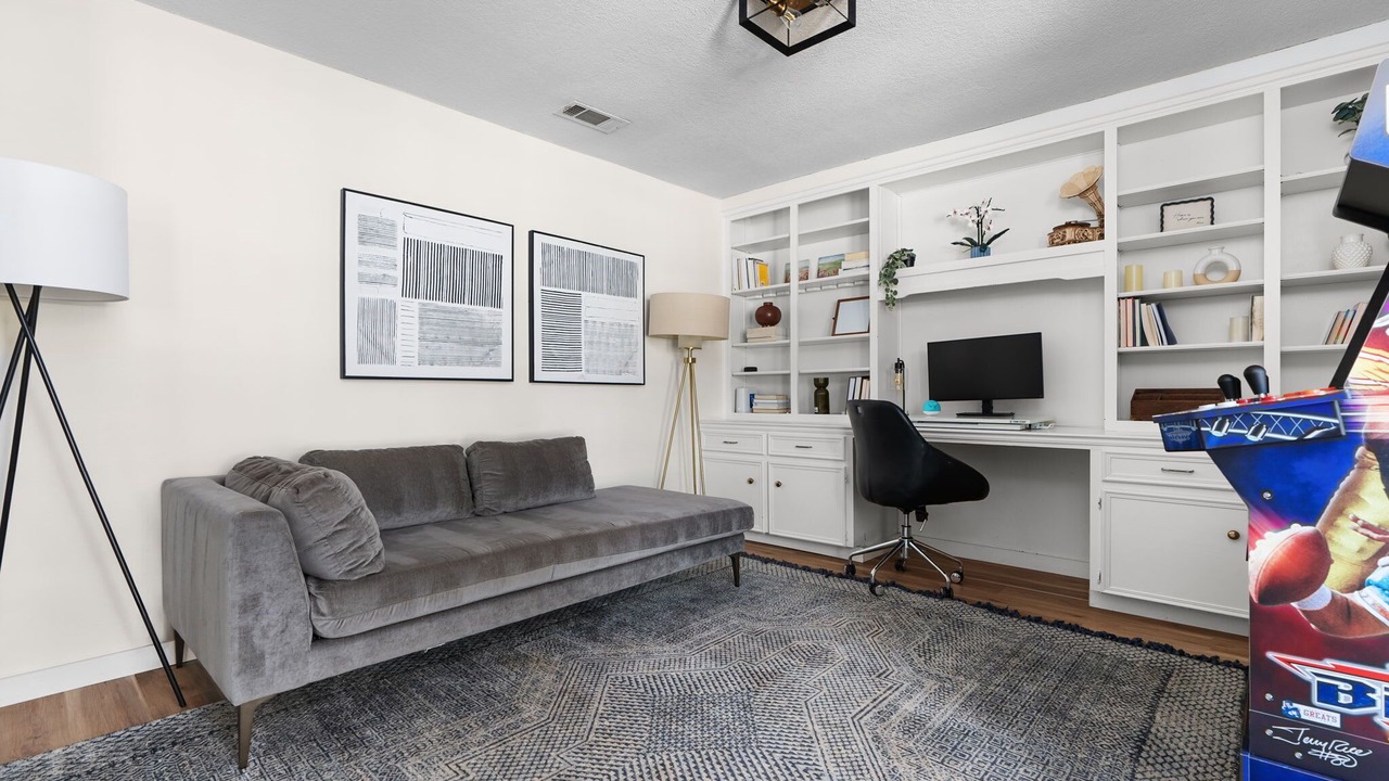Photo of Livingroom in Round Rock West