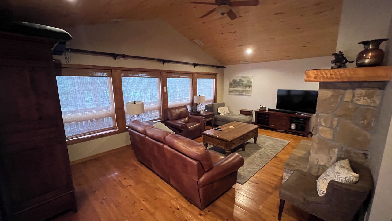 Photo of Livingroom in Bayfield