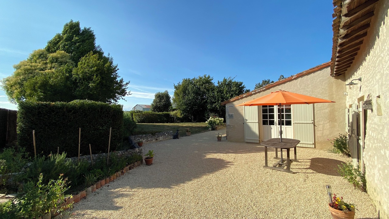 Photo of Outdoor in Saint-Macaire-du-Bois