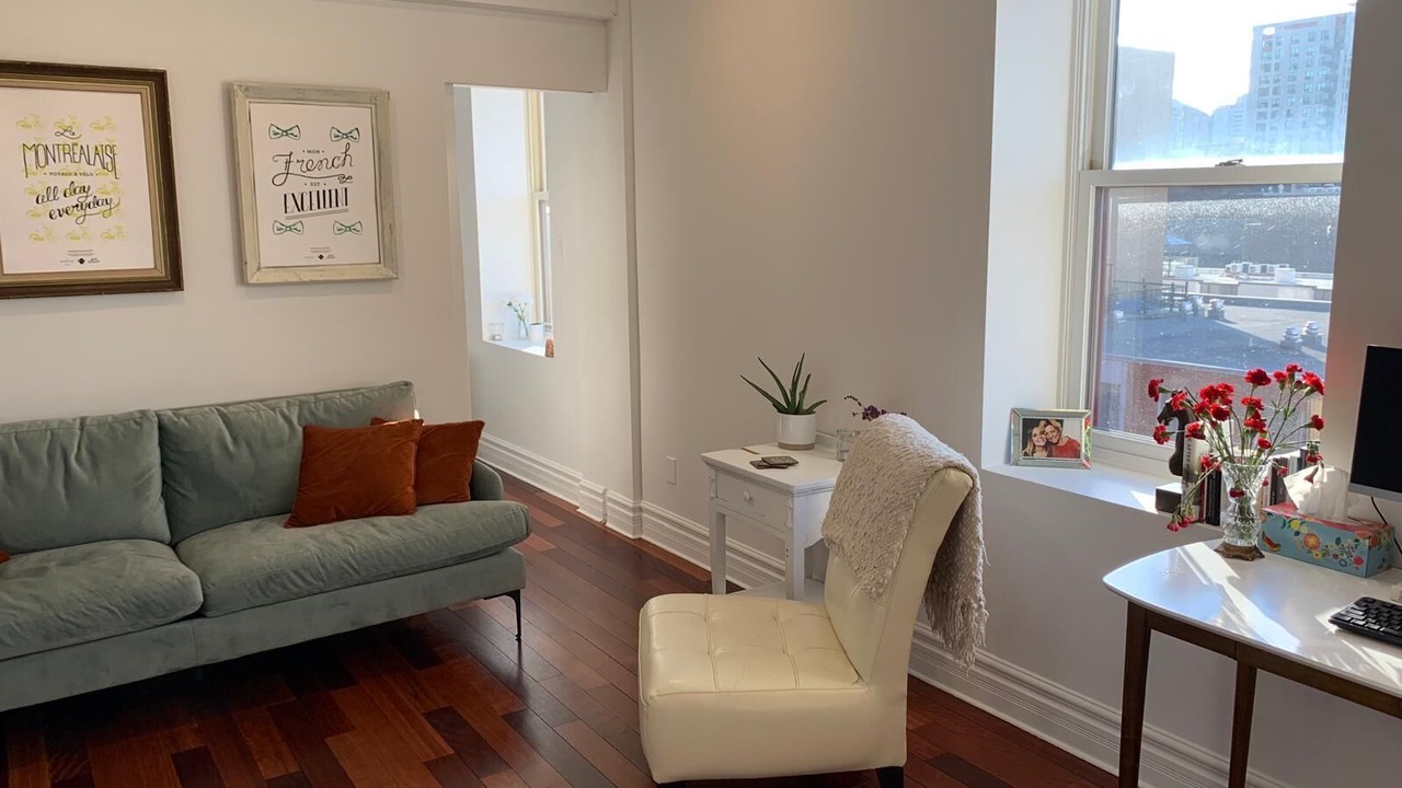 Photo of Livingroom in Chinatown