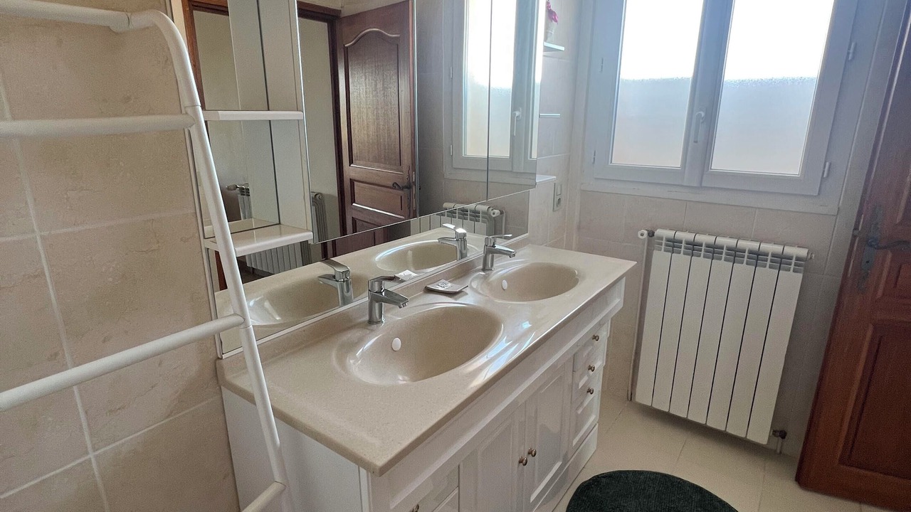 Photo of Bathroom in Le Bosc