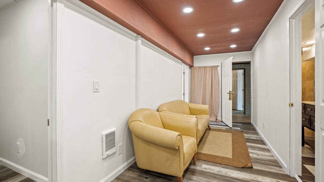 Photo of Livingroom in Mosswood