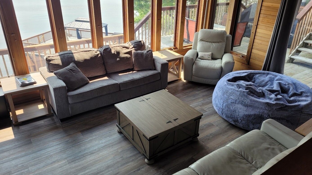 Photo of Livingroom in Northern Ontario