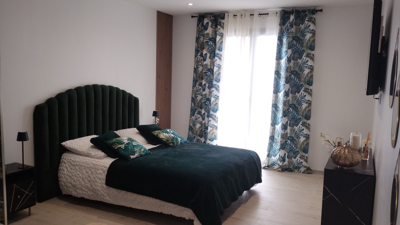 Photo of Bedroom in Charly