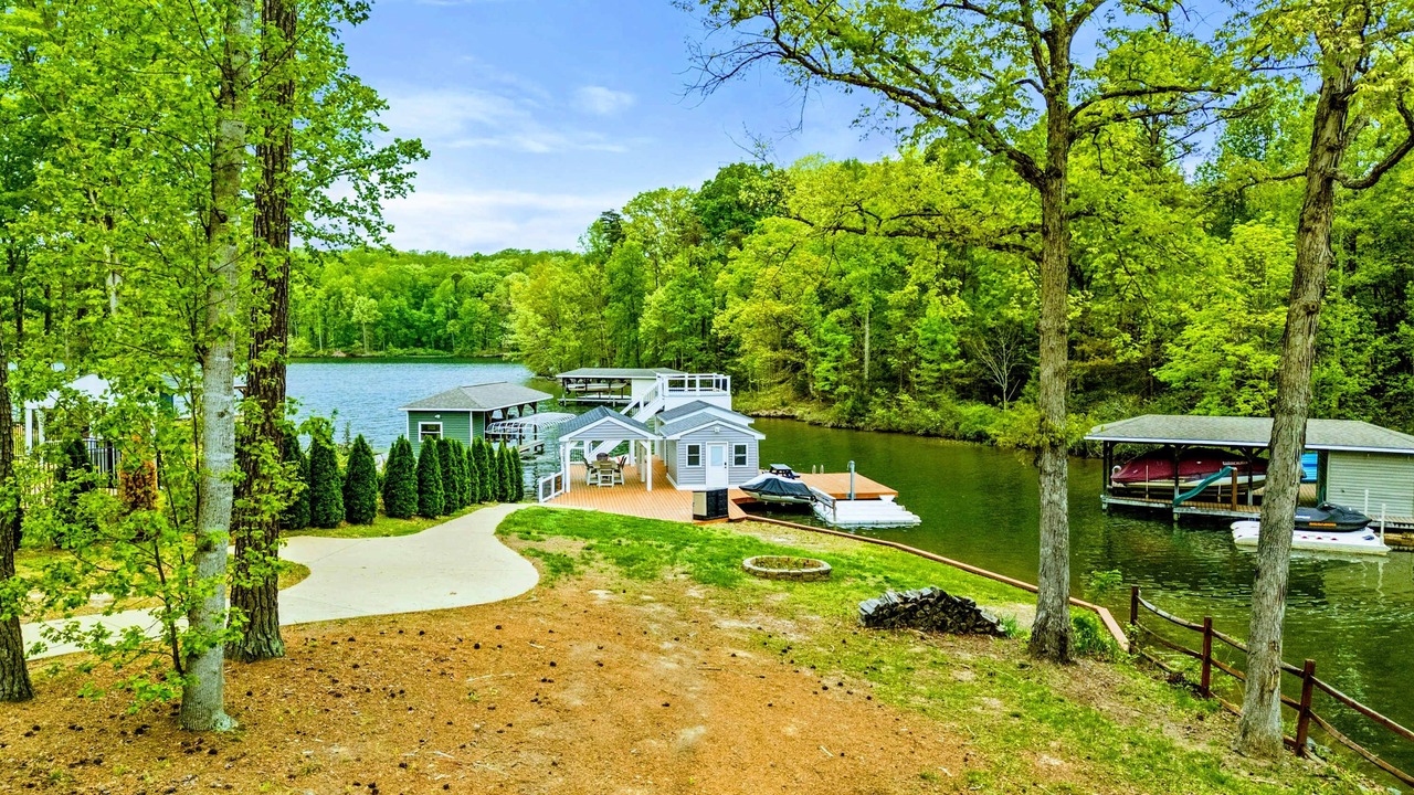 Photo of Others in Bumpass