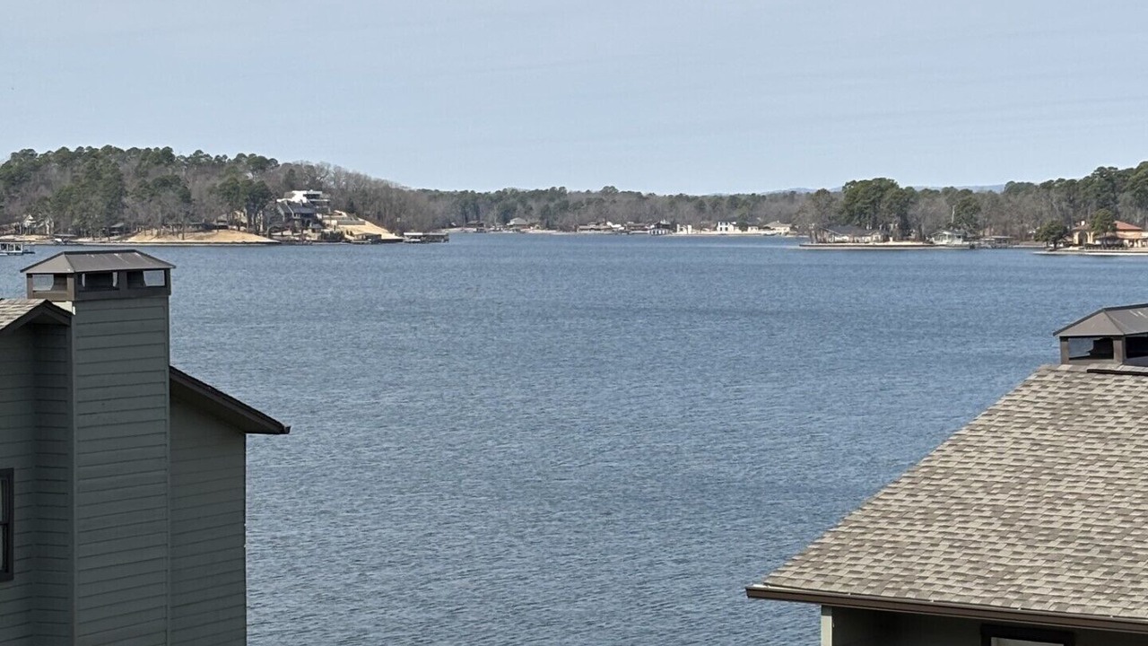 Photo of Others in Lake Hamilton