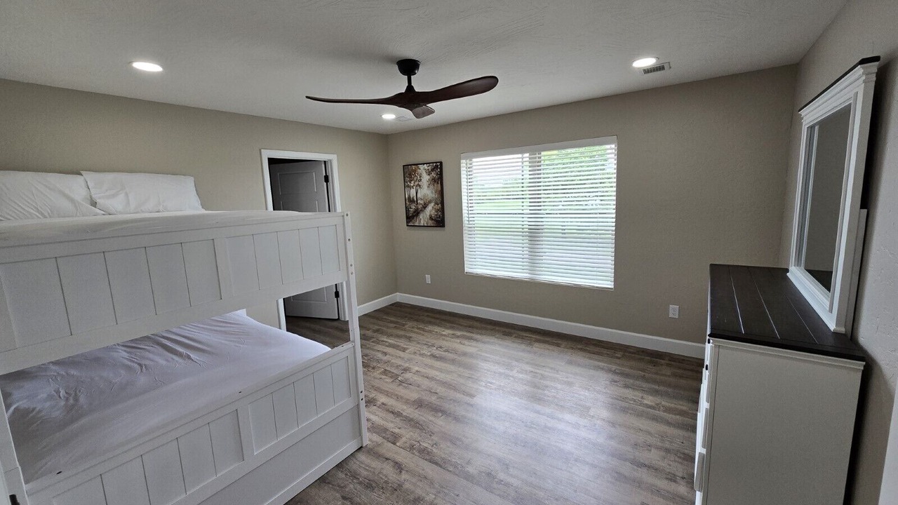 Photo of Bedroom in Ava