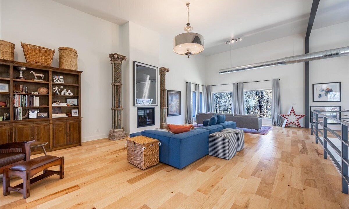 Photo of Livingroom in Krugerville
