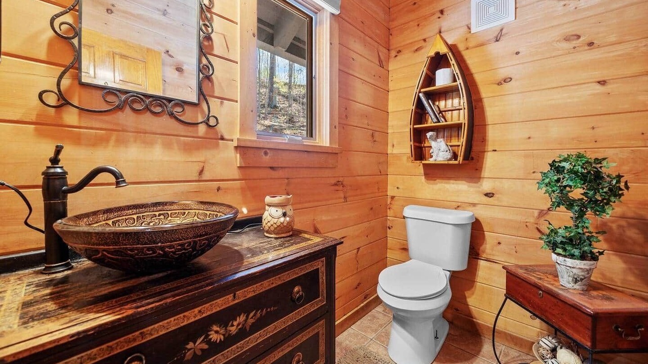 Photo of Bathroom in Waleska