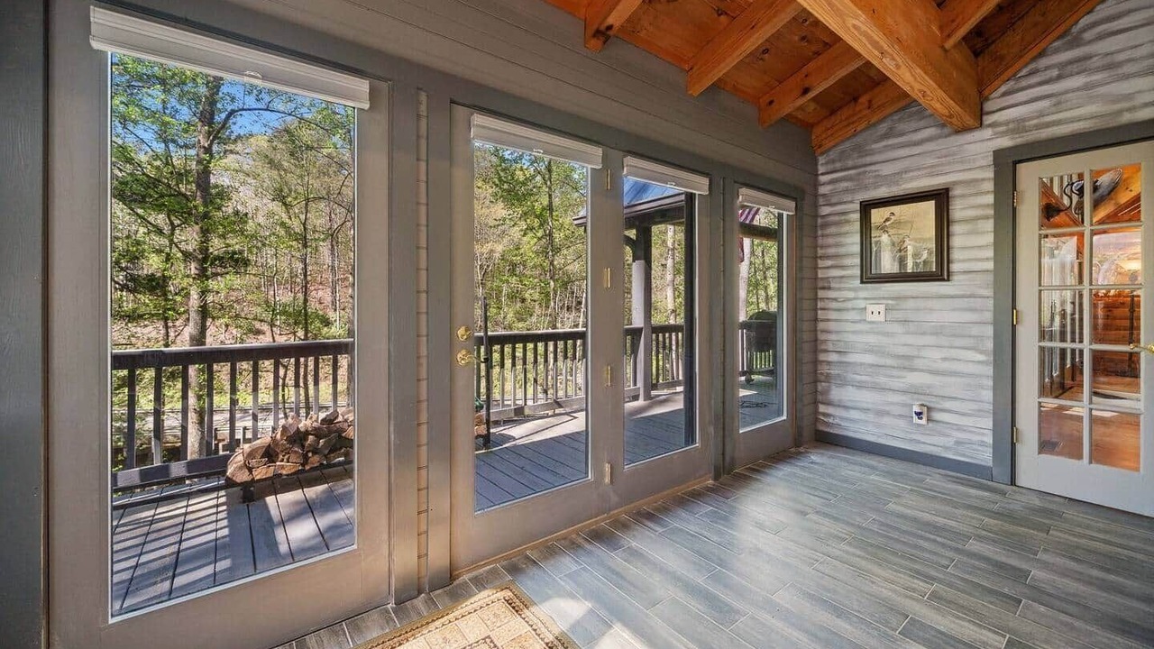 Photo of Others in Waleska