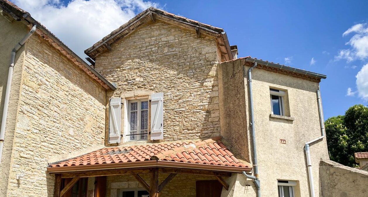 Photo of Outdoor in Thedirac