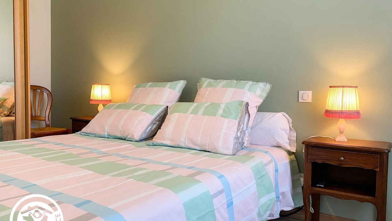 Photo of Bedroom in Thedirac