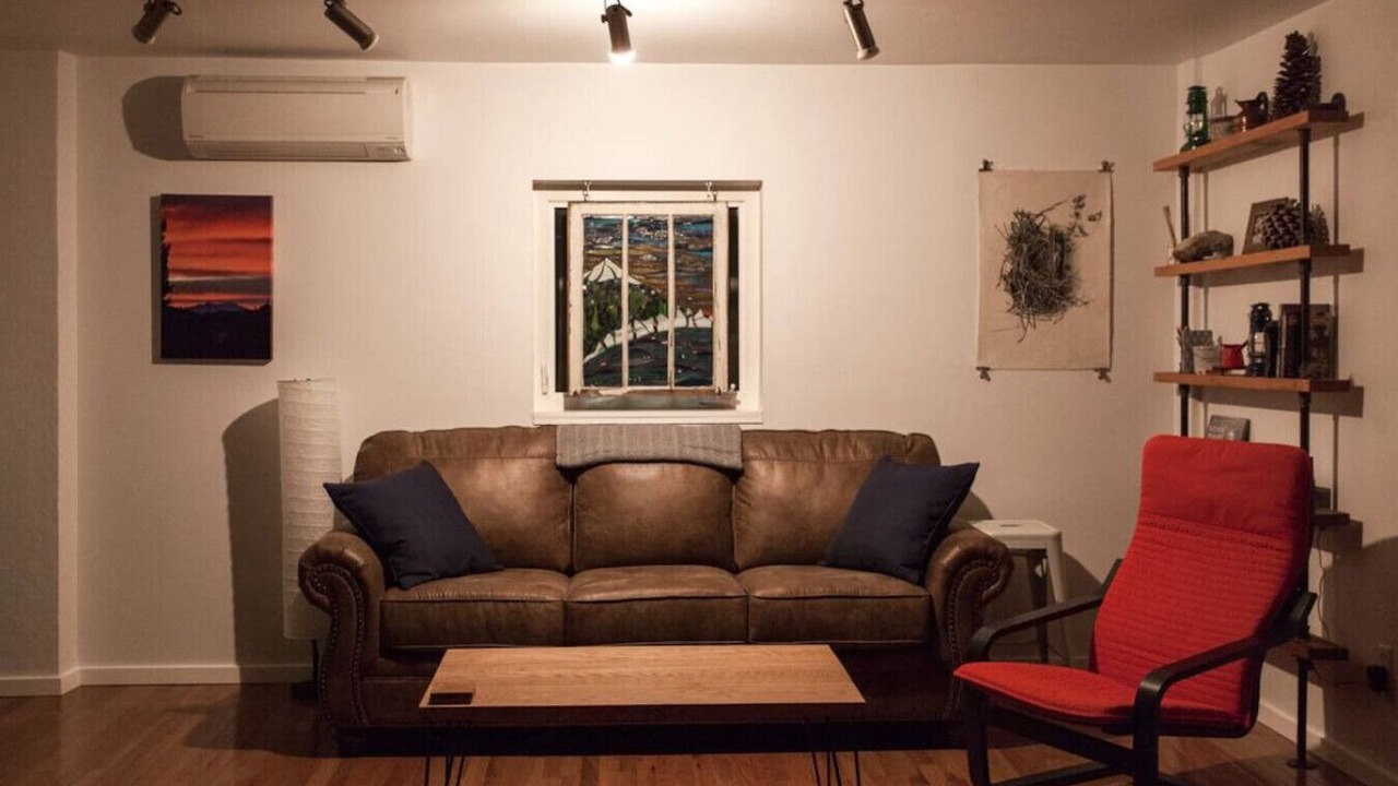 Photo of Livingroom in Oakridge