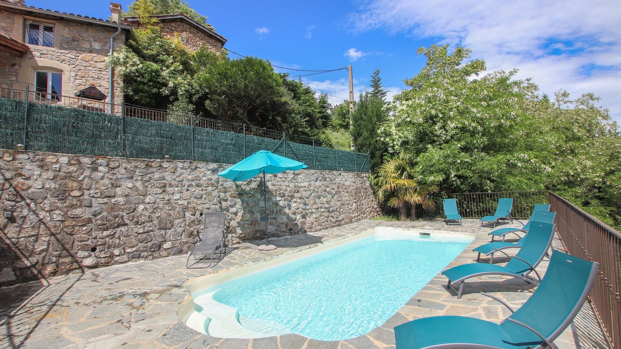 Photo of Outdoor in Pont-de-Labeaume