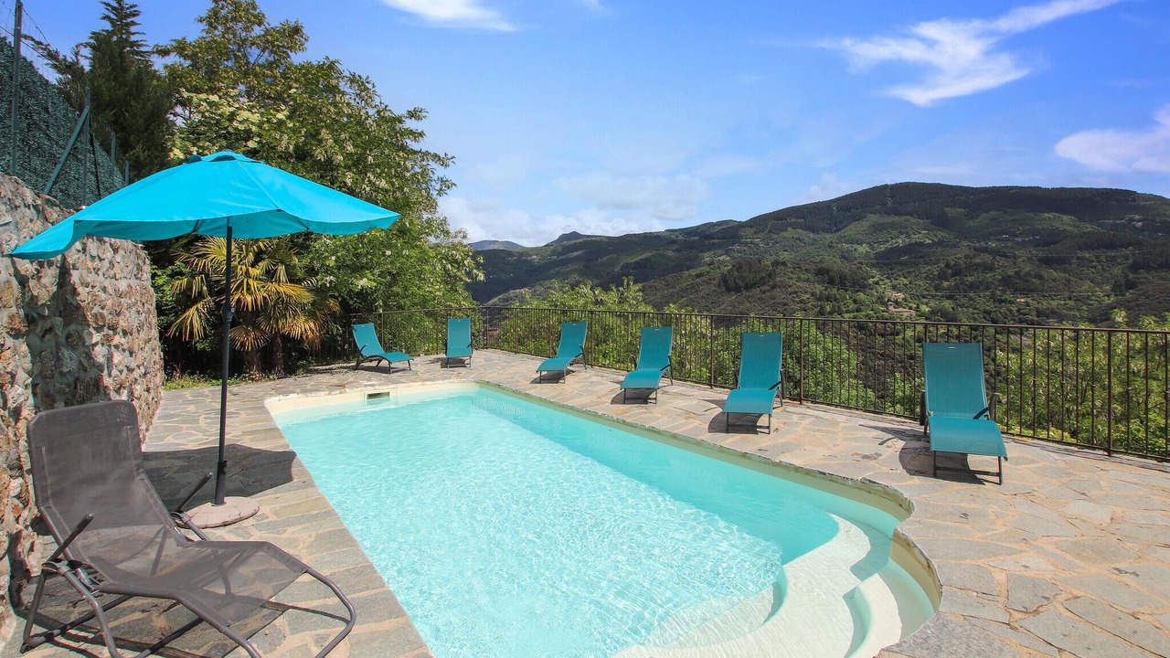 Photo of Outdoor in Pont-de-Labeaume