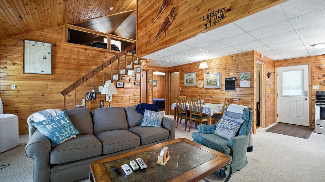Photo of Livingroom in Wolverine