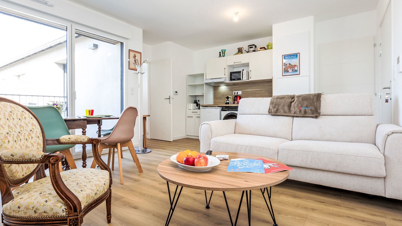 Photo of Livingroom in Saint-Coulomb