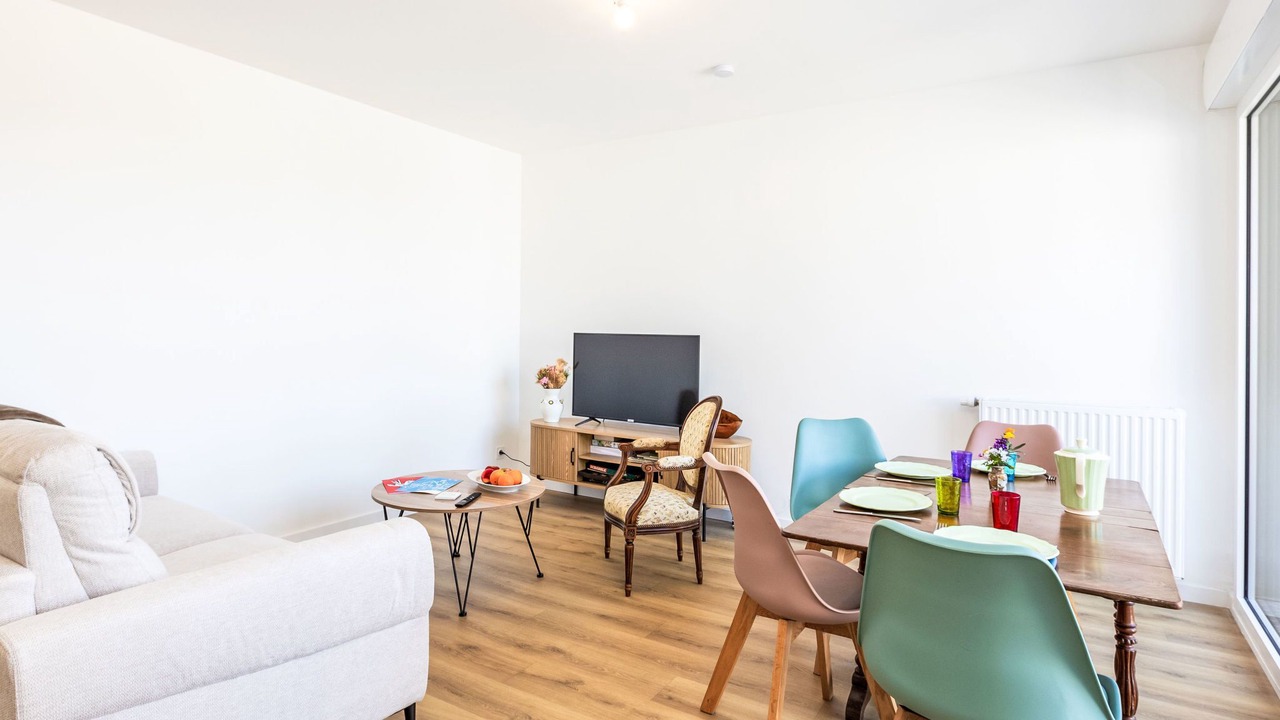 Photo of Livingroom in Saint-Coulomb