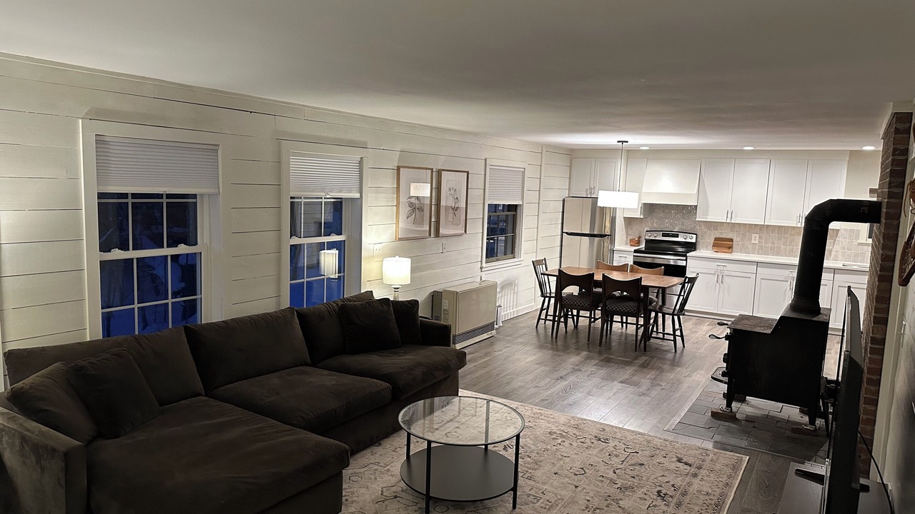 Photo of Livingroom in Jeffersonville